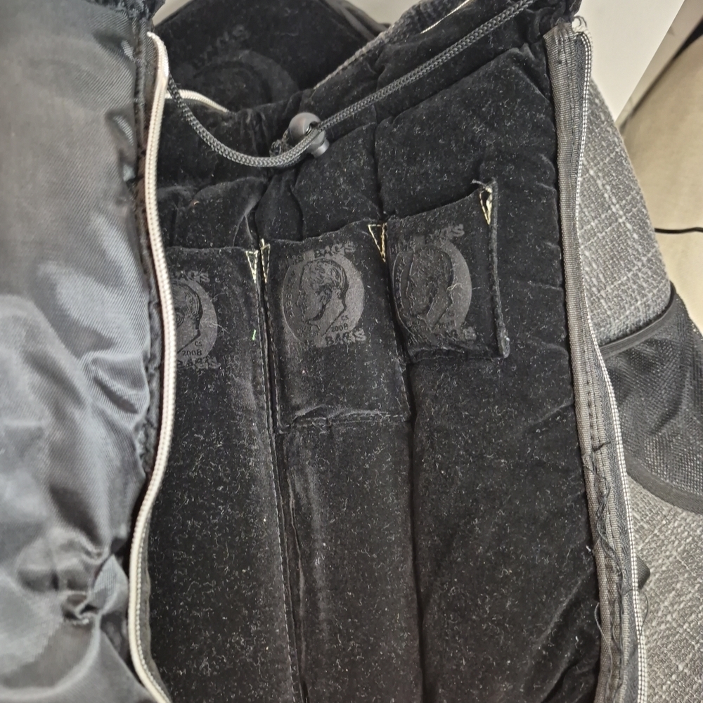 Gray Backpack with Green Stitching - image 6